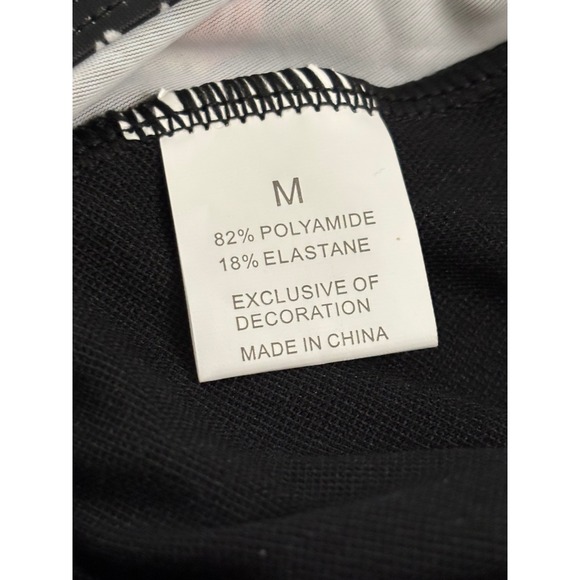 Black Floral One Piece Swimsuit Halter Neck‎ Tie Back Size M
A771 - Picture 3 of 4